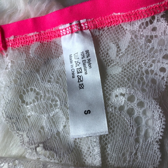 White Lace G String Size Small - Picture 3 of 4